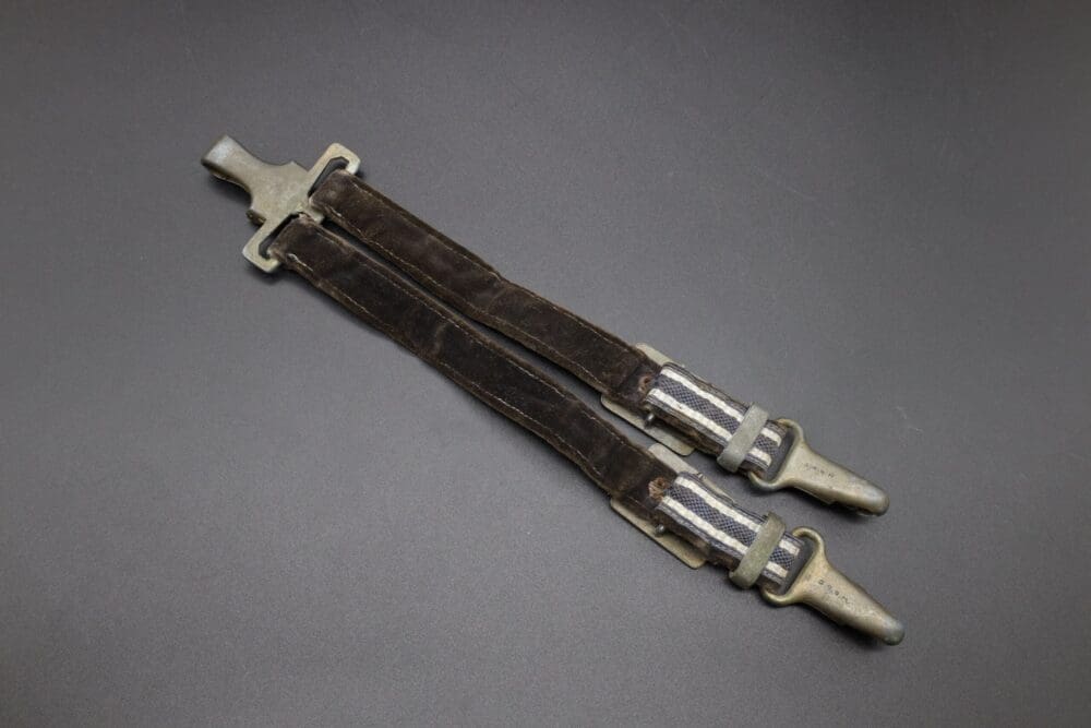 Deluxe Luftwaffe dagger Hangers - Image 2