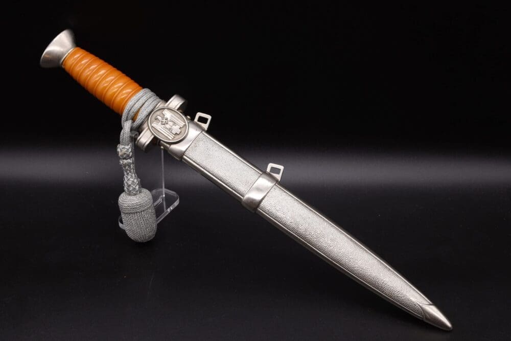 Red Cross Officer’s Dagger with Portepee - Image 2